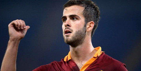 Pagari Pjanic Dari MU, AS Roma Siapkan Kontrak Baru