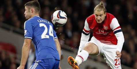 Bendtner Respon Kritik Fans Arsenal