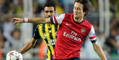 Rosicky Sambut Laga Hadapi Mantan Klubnya