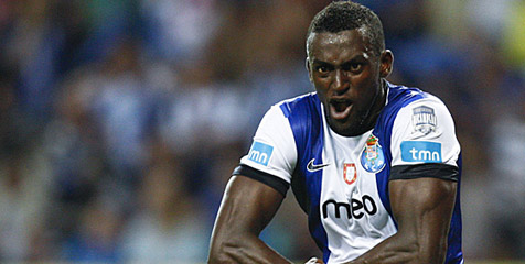 Isyaratkan Hengkang, Striker Porto Menuju Stamford Bridge?