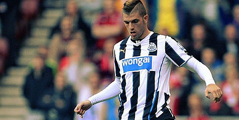 Milan Masuk Antrian Boyong Santon