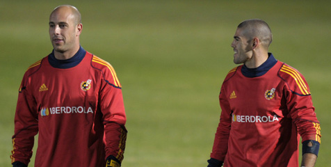 Xavi: Pepe Reina Sudah Pantas Gantikan Valdes Xavi: Pepe Reina Sudah Pantas Gantikan Valdes