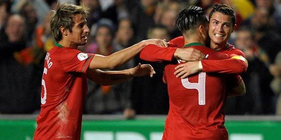 Highlights Playoff WCQ 2014: Portugal 1-0 Swedia