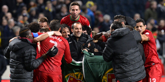 Highlights Playoff WCQ 2014: Swedia 2-3 Portugal