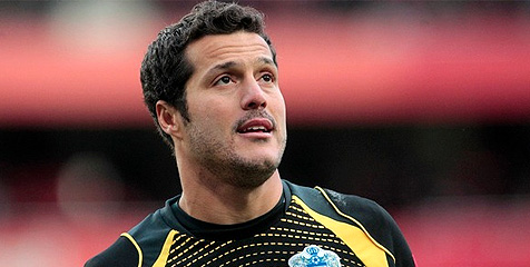 Dikejar Arsenal dan City, Julio Cesar Pilih Pulang?