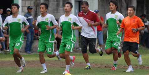 Persebaya Masih Gantung Nasib Zainal Haq