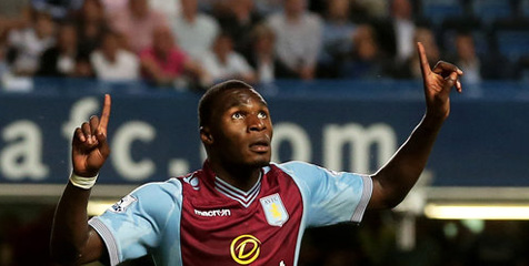 Chelsea Bergerak Tebus Benteke