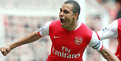 Gilberto Silva Yakin Arsenal Akhiri Dahaga Gelar