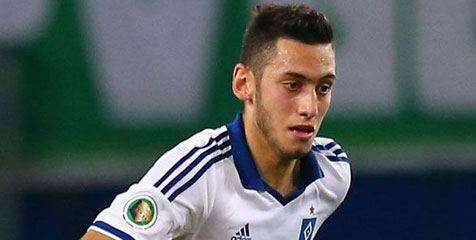 Mengenal Hakan Calhanoglu, The Next Ozil Bidikan Arsenal