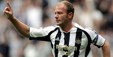 Shearer Ogah Kembali Jadi Manajer