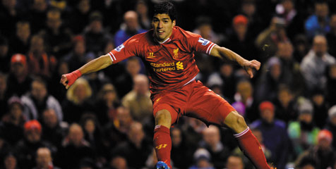 Gerrard Absen, Suarez Kapteni Liverpool?