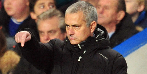 Mourinho: City Harus Tiru Chelsea