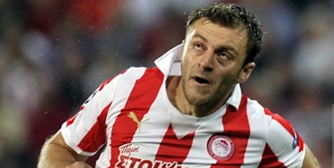 Bek Olympiakos: Manchester United Bukan Tim Sempurna