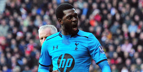 Adebayor Persembahkan Gol Untuk Mendiang Sang Adik