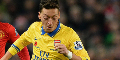 Henry Anggap Harga Beli Ozil Sesuai Kualitasnya