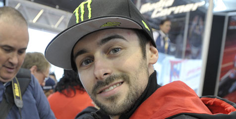 Laverty Akui Ingin Bela Suzuki di MotoGP 2015