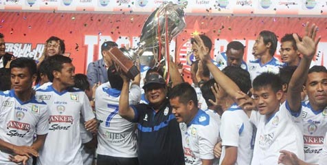 Juara Trofeo Persija, Arema Bidik Gelar ISL dan AFC Cup Juara Trofeo Persija, Arema Bidik Gelar ISL dan AFC Cup