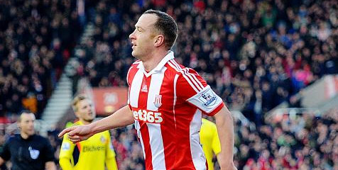 Tottenham Tuduh Charlie Adam Cederai Paulinho