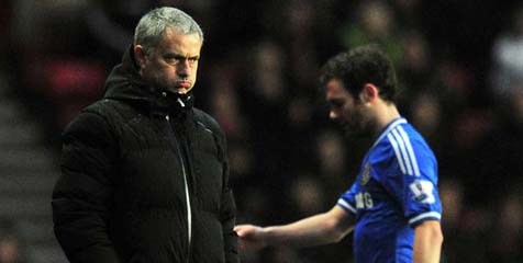 Mou: Chelsea Suka Mata, Dijual? No Way