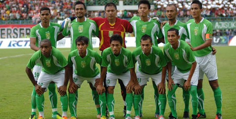 Persebaya Berburu Penyerang Lokal