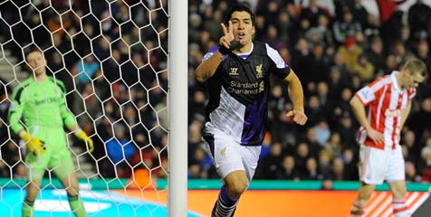 Review: Hentikan Kutukan, Liverpool Benamkan Stoke di Britannia