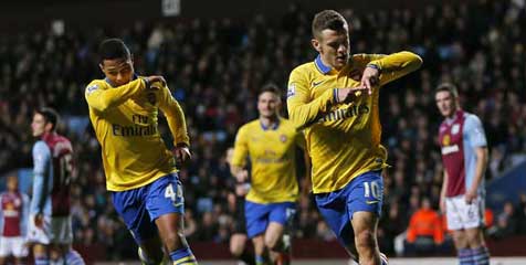 Review: Ledakkan Villa, Arsenal Kembali ke Puncak