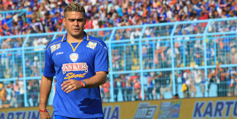 Cristian Gonzales Kantongi Rekomendasi Gabung Timnas Cristian Gonzales Kantongi Rekomendasi Gabung Timnas