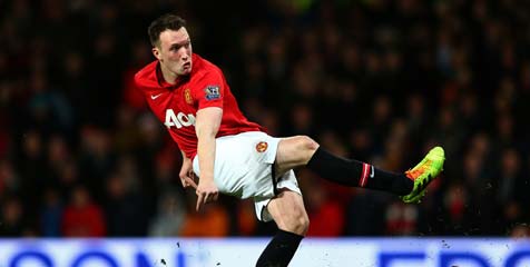 United Tumbang, Polisi Inggris Olok Penalti Jones