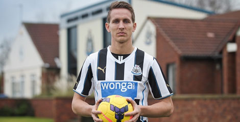 Luuk De Jong Merapat ke Newcastle United