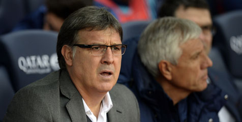 Martino Tak Bisa Jelaskan Mengapa Barca Ampuni Valencia Martino Tak Bisa Jelaskan Mengapa Barca Ampuni Valencia