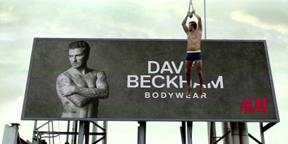 Bintangi Iklan, Beckham Nyaris Telanjang