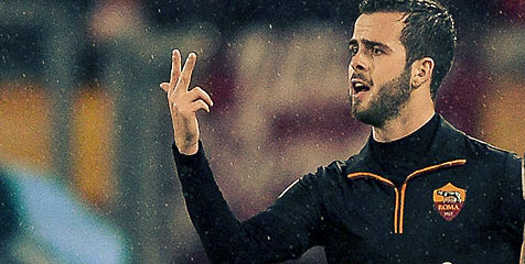 Pjanic Jadi Rebutan Lima Raksasa Eropa