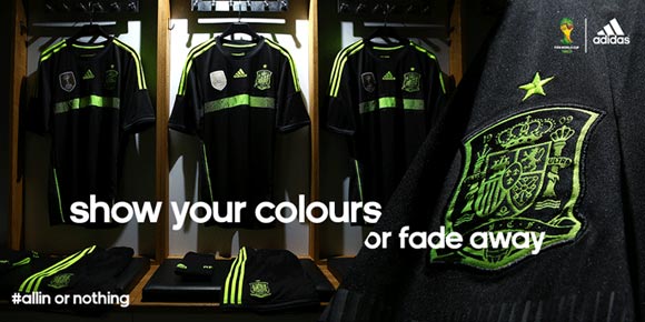 Detail Jersey Away Spanyol Piala Dunia