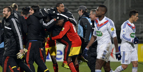 Coupe de France, Lyon Dijegal Klub Divisi Dua