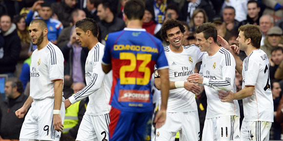 Highlights La Liga: Real Madrid 3-0 Elche