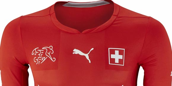 Detail Jersey Home dan Away Swiss Piala Dunia 2014