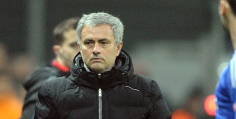 'Mind Games Mourinho Buat City Makin Tertekan'