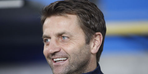 Sherwood Ogah Jadi Asisten Pelatih di Spurs Sherwood Ogah Jadi Asisten Pelatih di Spurs
