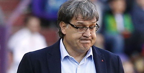 Bartomeu Yakinkan Barcelona Tak Akan Pecat Martino