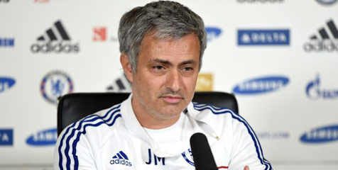 Lawan Aston Villa, Mourinho Belum Tentukan Nasib Torres