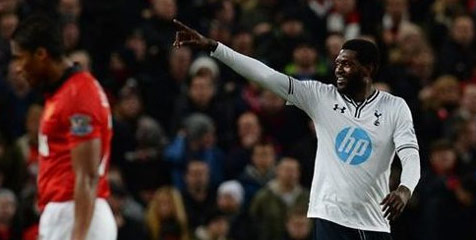 Adebayor Sebut Arsenal Lemah