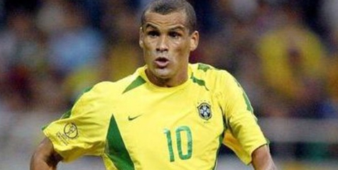 Rivaldo Putuskan Gantung Sepatu