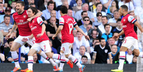 Review: Arsenal Gasak Spurs di White Hart Lane