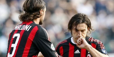 Maldini: Seharusnya Milan Cegah Allegri Buang Pirlo