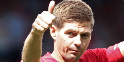 Smicer Anggap Gerrard Belum Lengkap Tanpa Trofi EPL