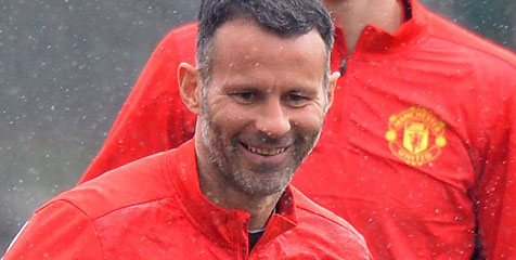 Giggs: Untuk Kalahkan City, Kami Butuh Dukungan Fans