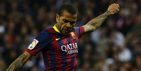 Dani Alves, Spesialis Atasi Real Madrid