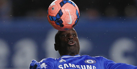 Demba Ba Inginkan Trofi Champions Sebelum Tinggalkan Chelsea