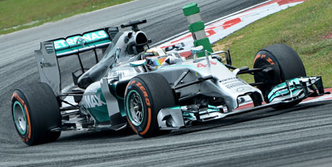 Duet Mercedes Terdepan di Latihan F1 GP Malaysia