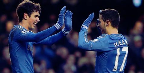 Benitez: Ingin Juara, Mourinho Harus Jual Hazard dan Oscar